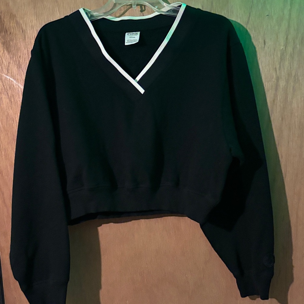 PINK Victoria's Secret Black and White V-Neck Top